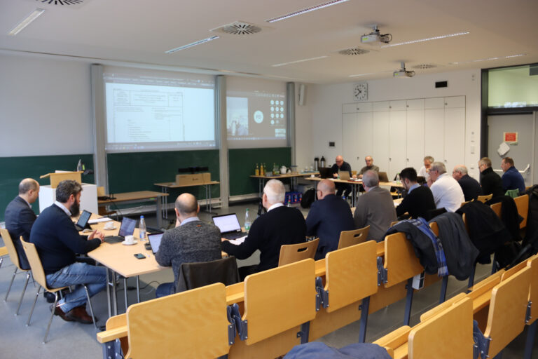 Sitzung des VDI/VDE-GMA Fachausschuss 4.31 Koordinatenmesstechnik / DIN/NA 152-03-02-12 UA KMT